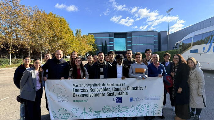 Foto de grupo do estudantado en GENERA 2025