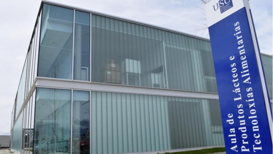 El APLTA del Campus Terra de la USC presenta con un foro la tecnología de fotodepuración por ultravioleta