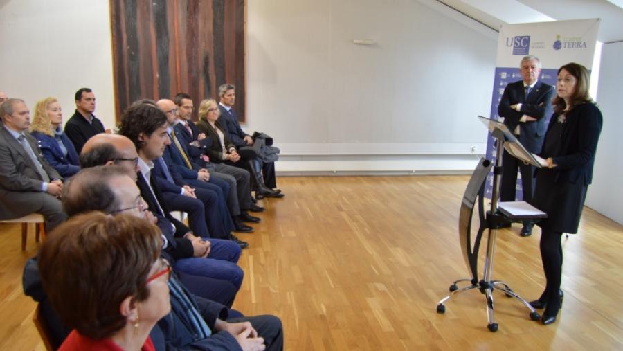 El rector Juan Viaño presidió la toma de posesión de Begoña Barreiro como decana de la Facultad de ADE 