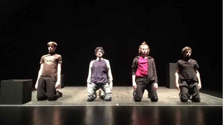 La compañía USC-Lugo estrena este viernes la obra ‘Paz Perpetua’ en el ‘Gustavo Freire’ en el XXIII Festival de Teatro Universitario