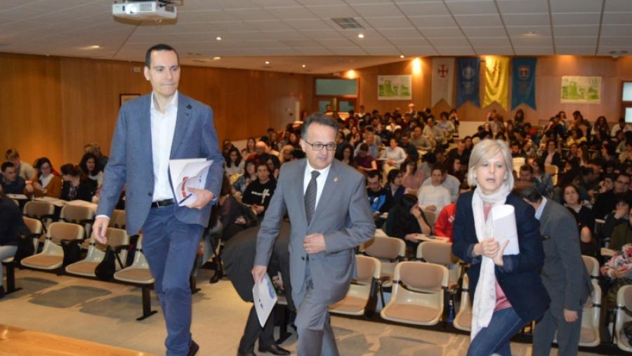 El Issga presenta el manual de seguridad y prevención de riesgos en laboratorios en el Campus Terra ante más de 200 personas