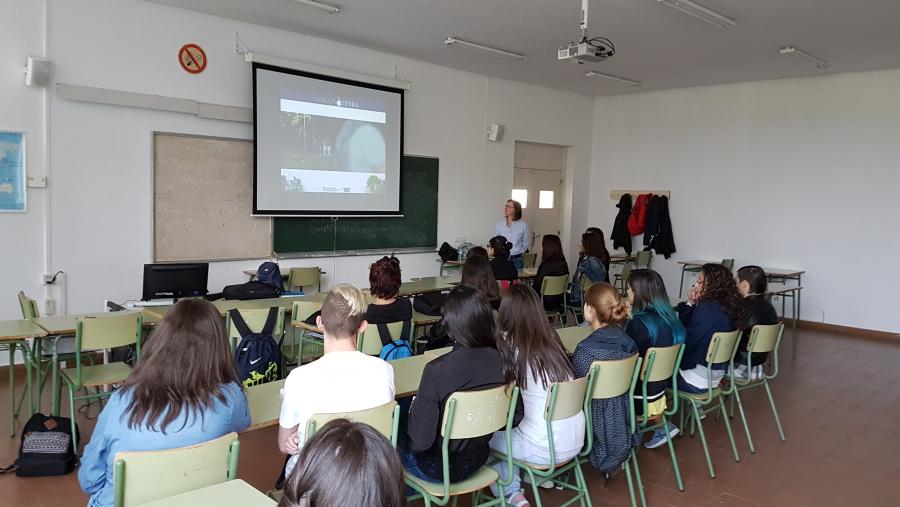 El Campus Terra de la USC visita dos centros de secundaria en la ciudad de Ourense