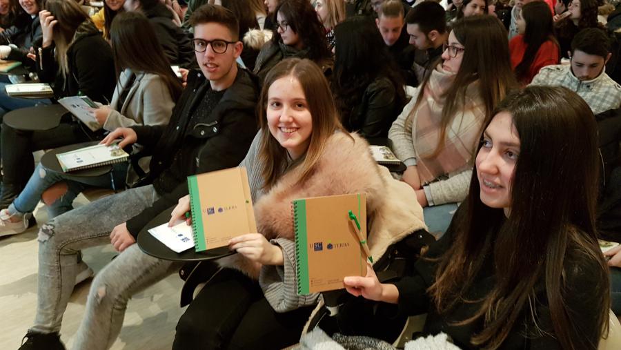 A USC convoca axudas para que o alumnado preuniversitario participe nos ‘Encontros no Campus Terra’
