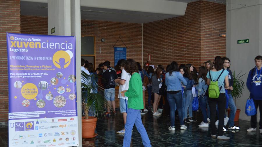 El campus de verano Xuvenciencia muestra el Campus Terra de la USC a 133 estudiantes preuniversitarios de España y Portugal