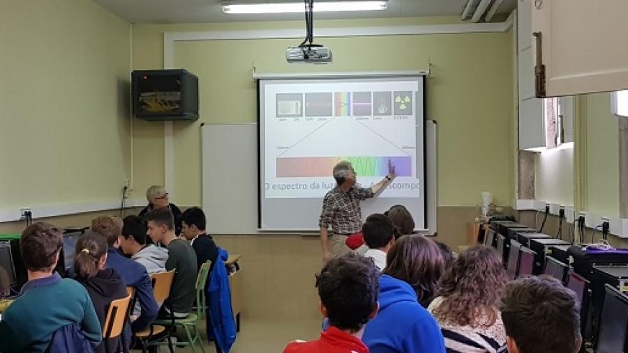 XuvenCiencia colabora co IES Ollos Grandes no bacharelato de excelencia en Ciencias e Tecnoloxía STEMbach