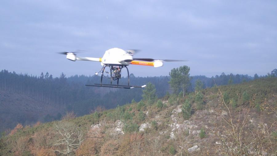El uso de drones y satélites en la agricultura y la ganadería, a debate en el Campus Terra de la USC