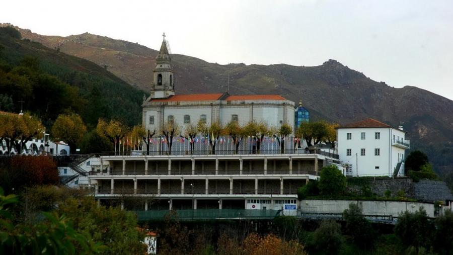 Santuario de São Bento da Porta Aberta