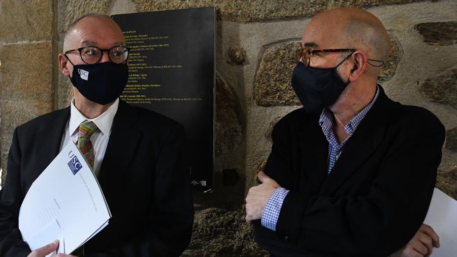 De esquerda a dereita Marco V. Quintela e Francisco Durán, esta mañá en Xeografía e Historia. Foto: Santi Alvite