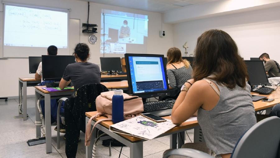 Alumnado nunha aula da USC. Foto: Santi Alvite