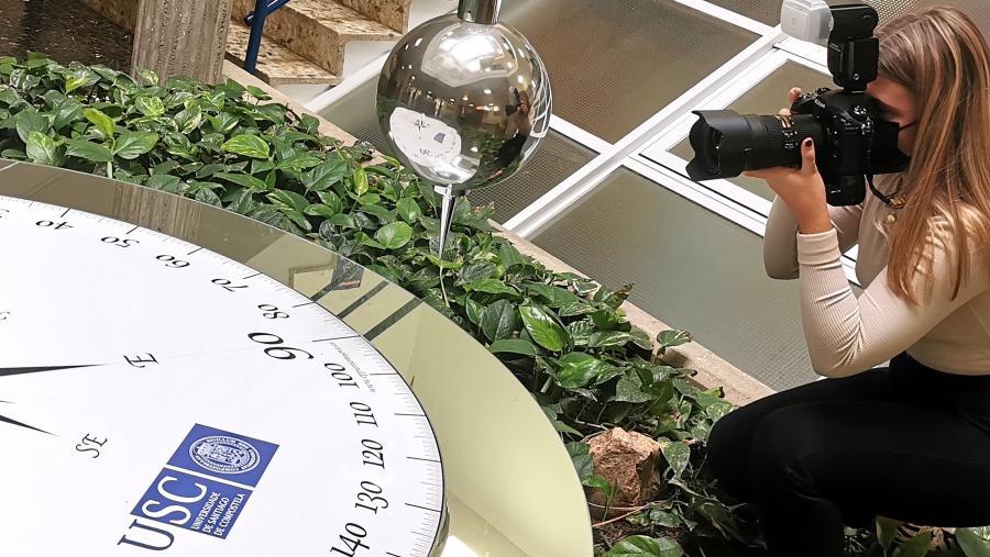 O xurado estará composto por un membro de cada centro da USC, un membro da RAGC e un experto en fotografía.