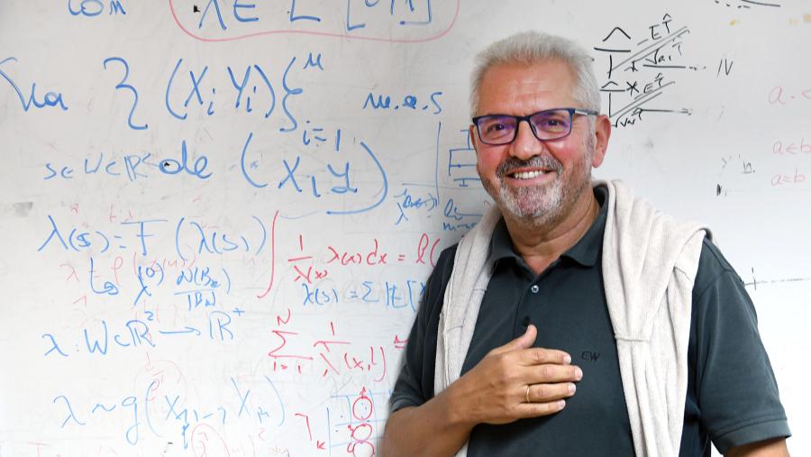 Wenceslao González Manteiga é catedrático da USC. FOTO: Santi Alvite