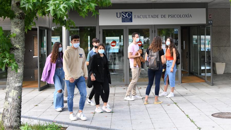 O proxecto NeurocienciaTE xorde da inquietude dun grupo de estudantes de doutoramento, investigadores e profesores de secundaria e universidade que comparten unha visión similar sobre a comunicación científica no ámbito da  Neurociencia. FOTO: Santi Alvite