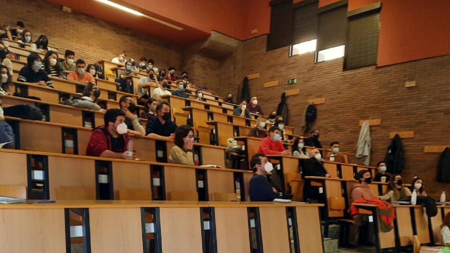 Asistentes ao relatorio ofrecido por Laura Ríos Pena na EPS de Enxeñaría