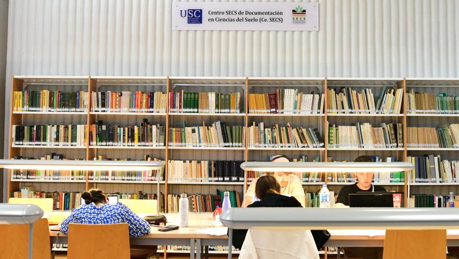 Entre os motivos que apoiaron a candidatura, destaca a contorna científica relacionada coa Ciencia do Solo na USC. FOTO: Santi Alvite