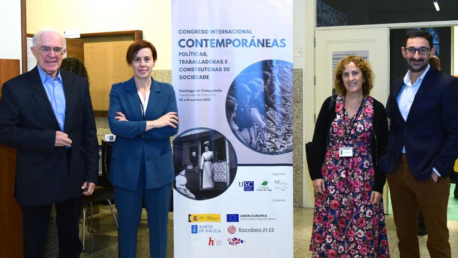 De esquerda a dereita, Enrique Sáez, Pilar Murias, Luisa Muñoz e Xosé Ramón Veiga. FOTO: Santi Alvite