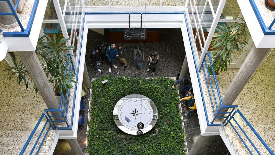 Física é xunto con Bioloxía e Ciencias da Comunicación un dos centros nos que se desenvolverán as experiencias piloto. FOTO: Santi Alvite