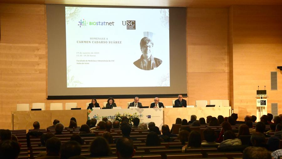 O acto desenvolveuse na Facultade de Medicina e Odontoloxía. FOTO: Santi Alvite