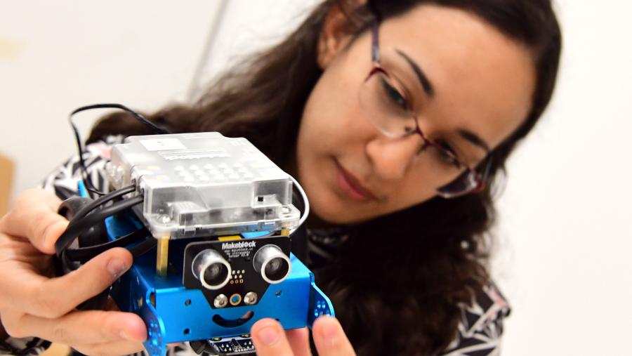 Con este enfoque preténdese abordar o debate e análise arredor deste campo incidindo na mirada de xénero. FOTO: Santi Alvite