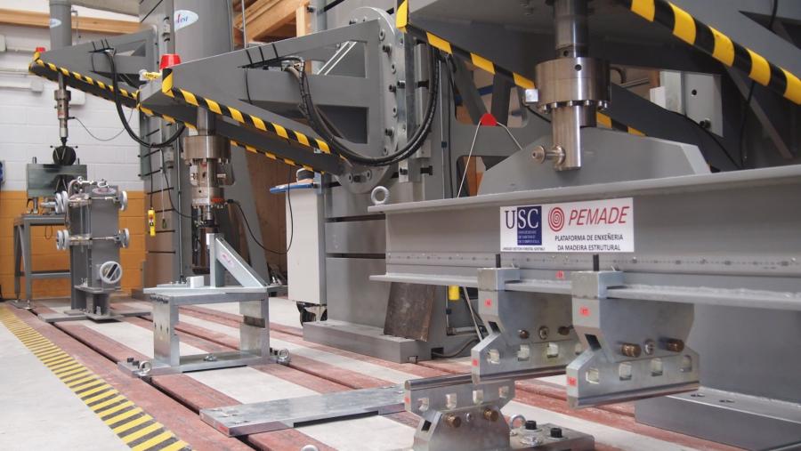 Laboratorio da Plataforma de Enxeñaría da Madeira Estrutural (Pemade) do Campus Terra da USC