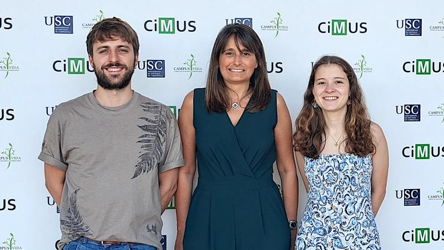 De esquerda a dereita, Jorge Cañas Martín, Marta Varela Rey e Alba Capelo Diz, integrantes do equipo investigador do CiMUS