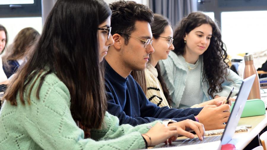 Os patróns de consumo de desinformación na sociedade ibérica é unha das cuestións abordadas polo consorcio. FOTO: Santi Alvite