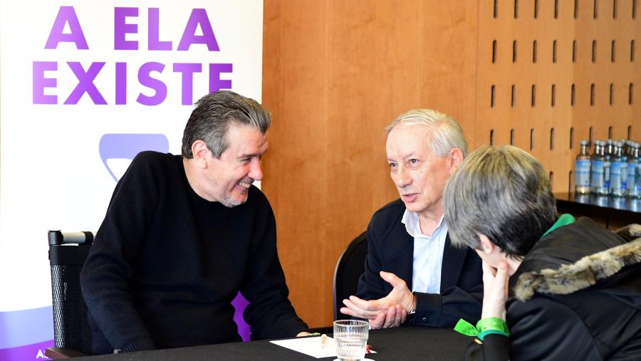 Juan Carlos Unzué, esquerda, con José Antonio Caride. FOTO: Santi Alvite