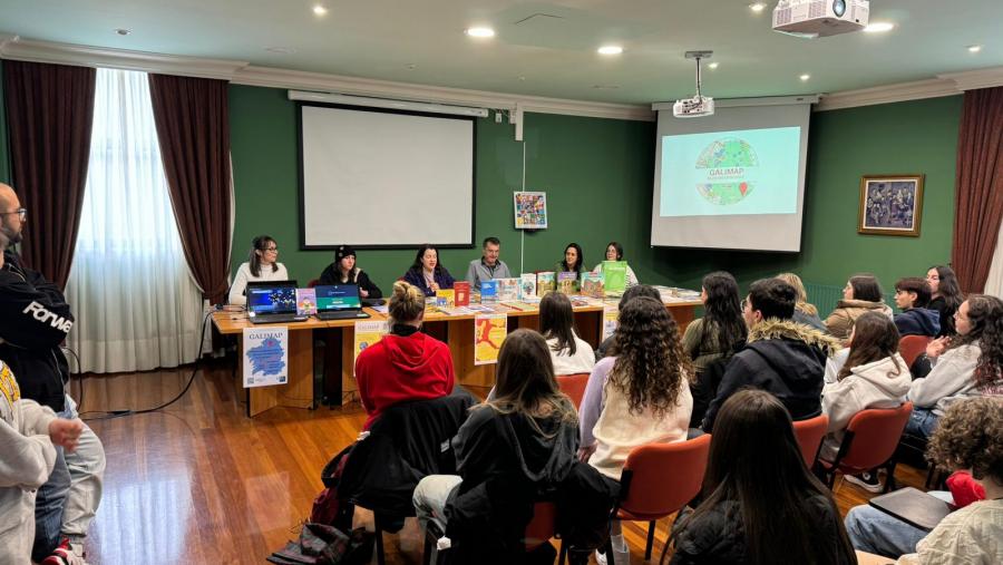 A presentación de GALIMPA tivo lugar en Ciencias da Educación