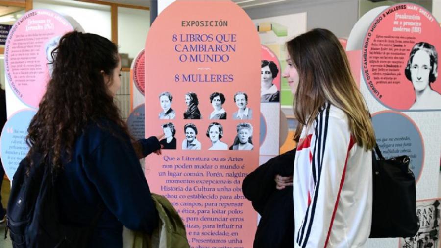 A mostra "8 libros, 8 mulleres que cambiaron o mundo" poderá visitarse na biblioteca de Óptica do 9 ao 16 de setembro. FOTO: Santi Alvite