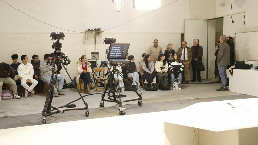 As melloras xa están dispoñibles para o conxunto da comunidade do centro, como puido comprobar o reitor