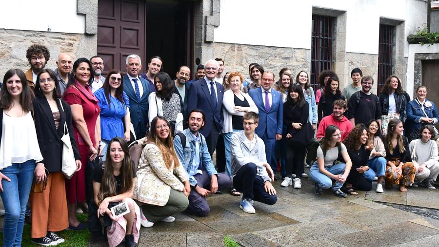 Foto de grupo das persoas participantes en 2023. Foto: Santi Alvite