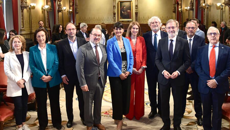 O acto de presentación desenvolveuse no Paraninfo da USC. FOTO: Santi Alvite