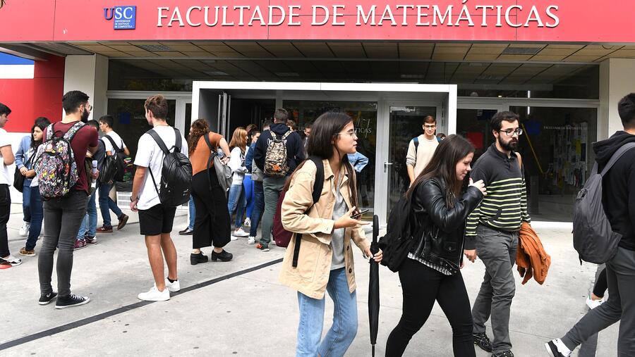 A Xunta de Facultade insta a Xunta de Galicia a reconsiderar esta decisión. Foto: Santi Alvite