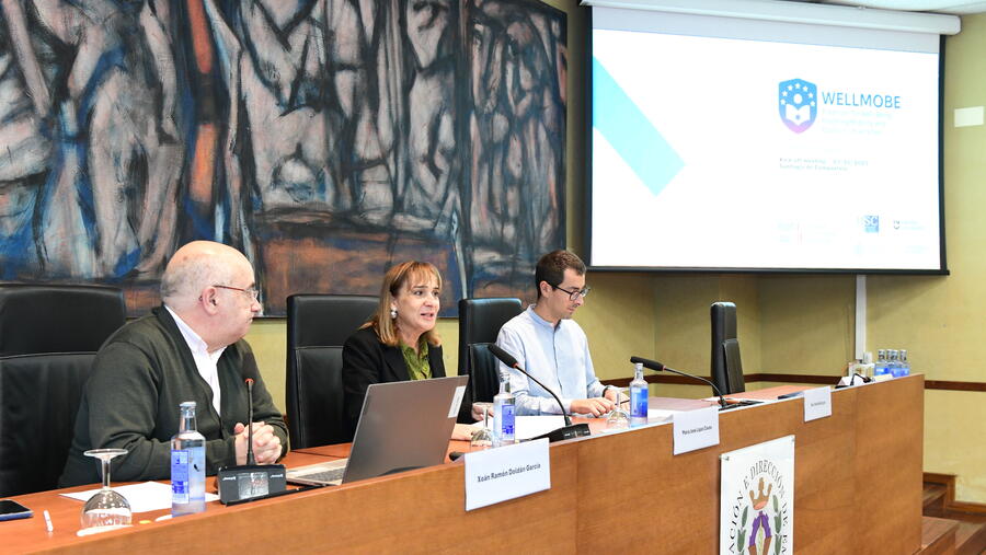 De esquerda a dereita, Xoán Ramón Doldán, María José López Couso e Raúl Ríos Rodríguez. Foto: Santi Alvite