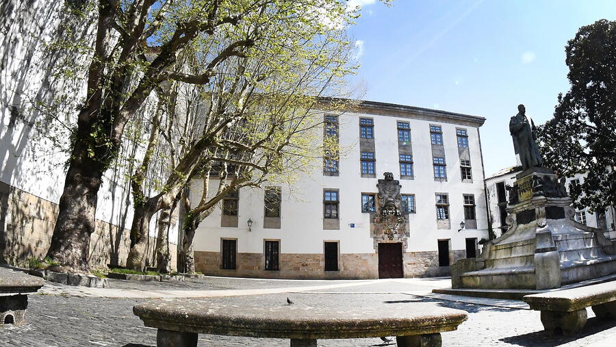 O debate será ás 18.00 horas en Filosofía. Foto: Santi Alvite